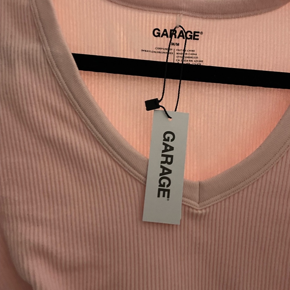 Pink garage seamless tank